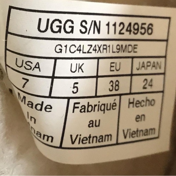 Women’s UGG Classic Clear Mini Party Spots Boots Size 7M - Picture 5 of 9